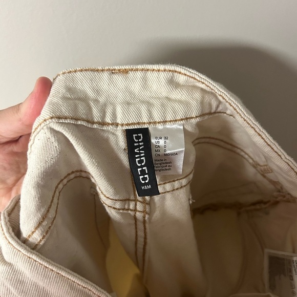 H&M Beige Straight Leg Carpenter Jeans - Picture 4 of 4